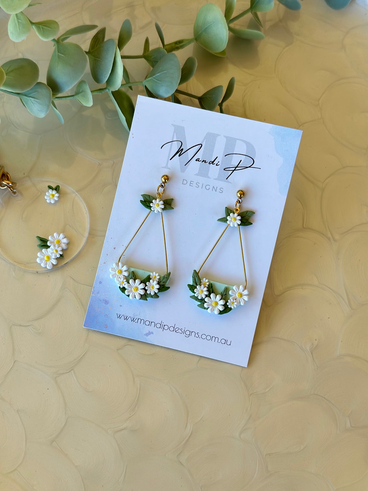 Kelly | Yellow Daisy Dangle Earrings