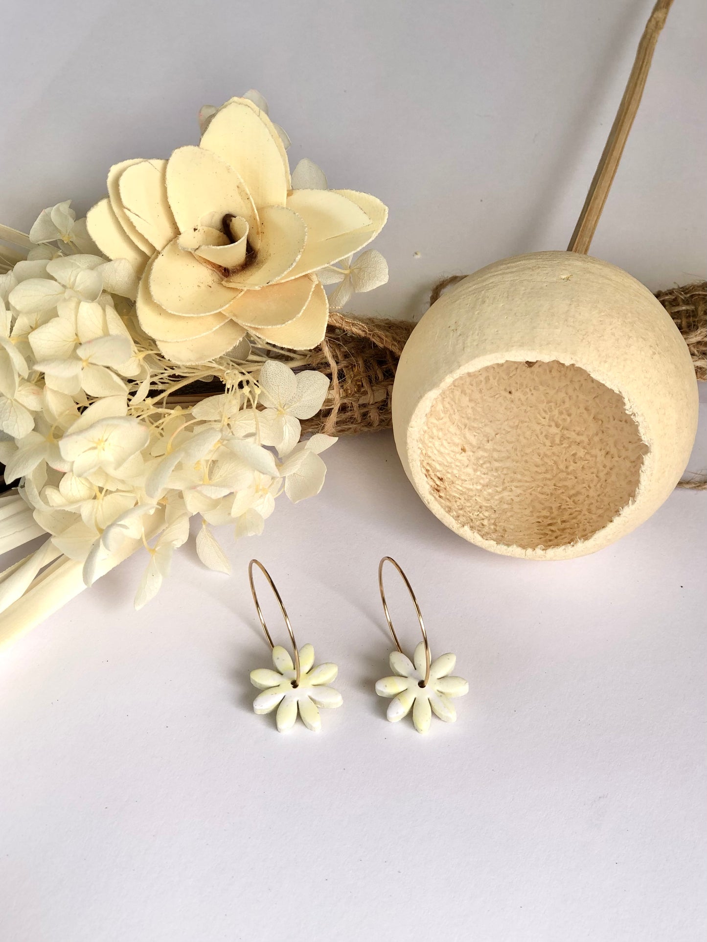 Daisy Hoop | Dusty Yellow