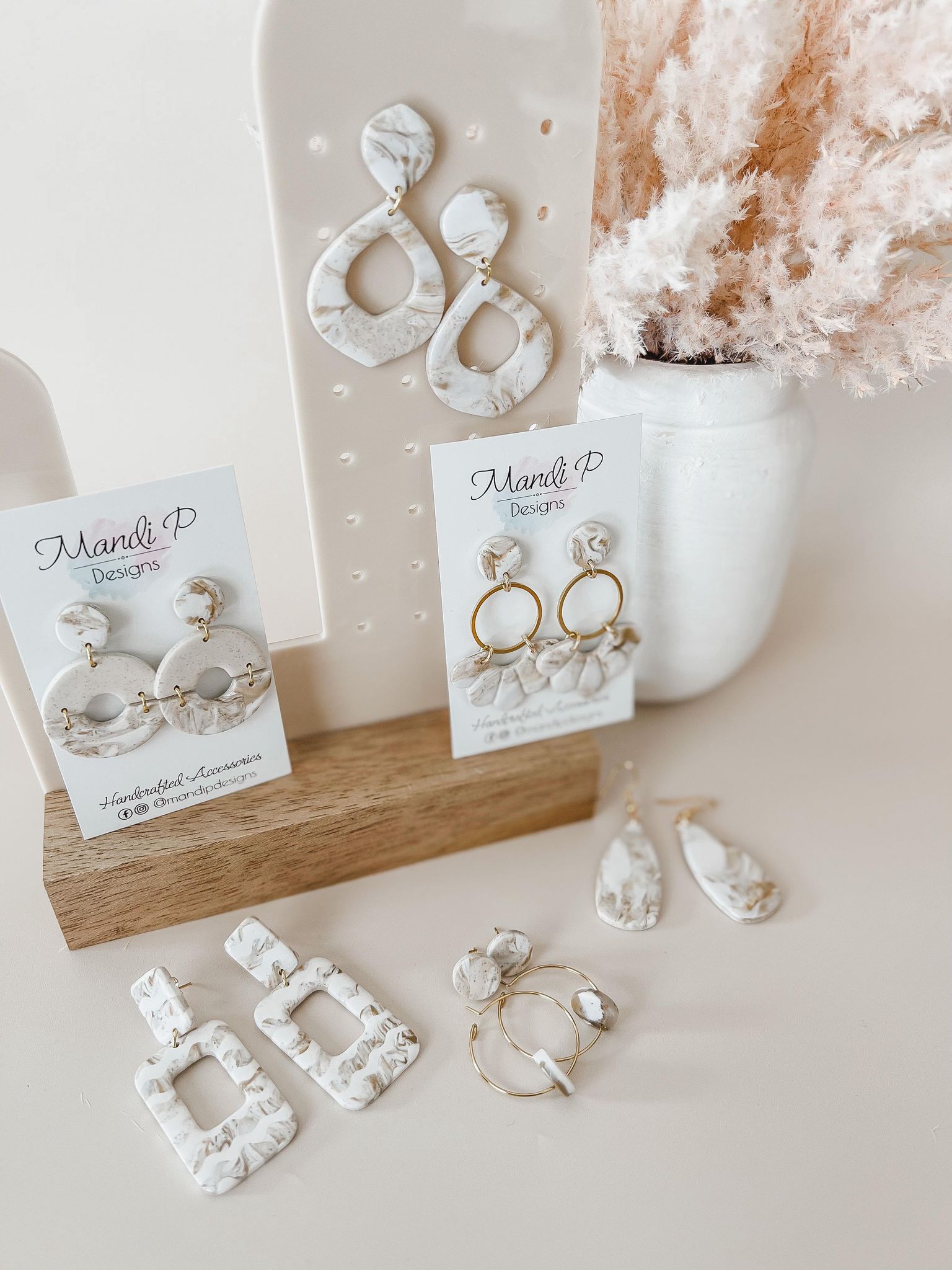 Ellie Earrings | Sandstone