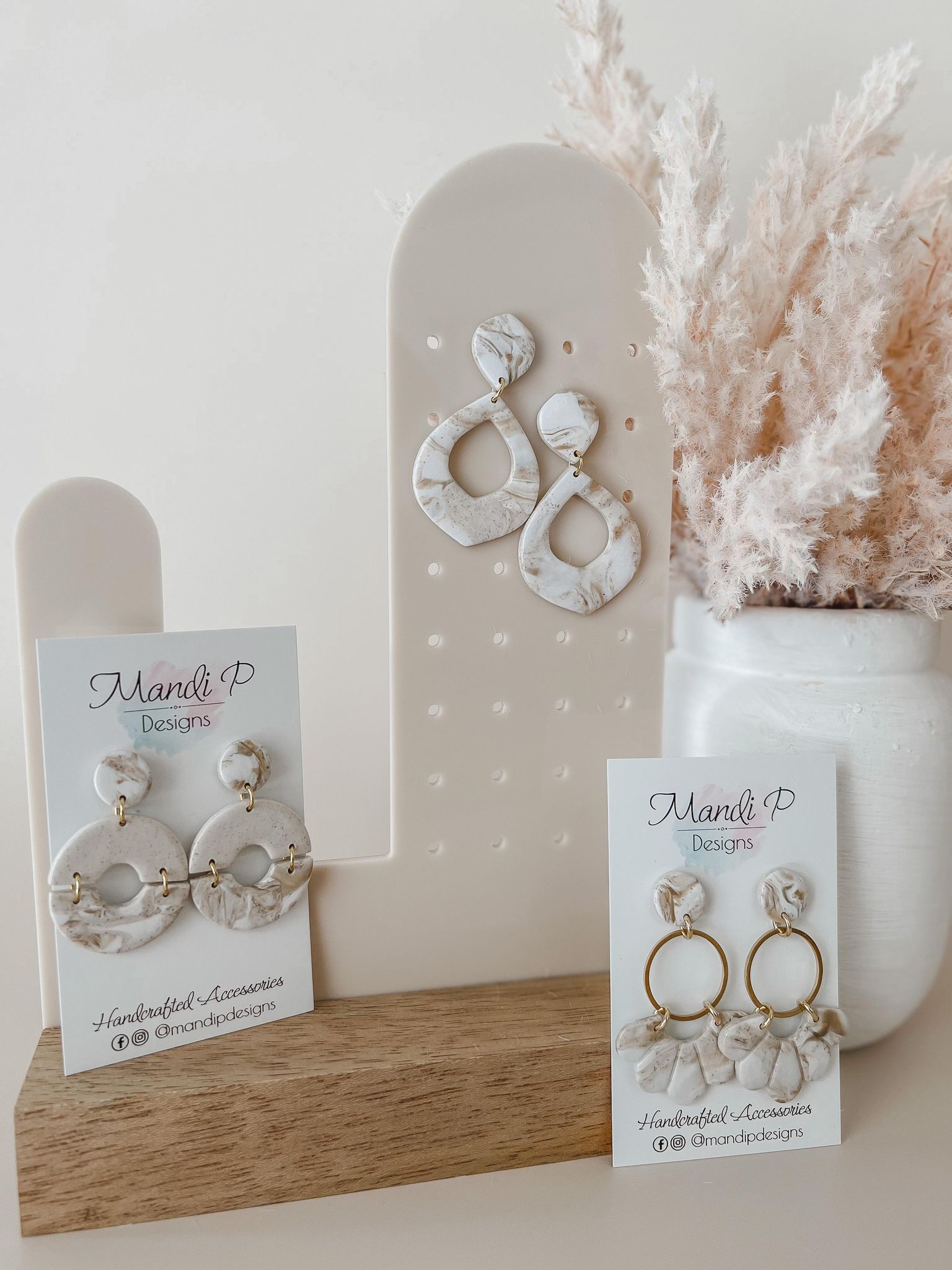 Ellie Earrings | Sandstone